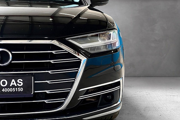 Audi A8 4 of 30