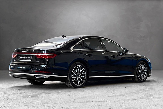 Audi A8 8 of 30