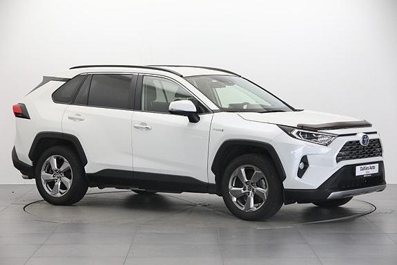 Toyota RAV4 2 of 5