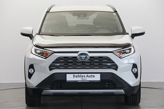Toyota RAV4 3 of 5