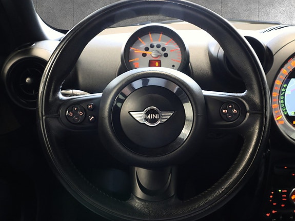 MINI Countryman Cooper D 11 of 21
