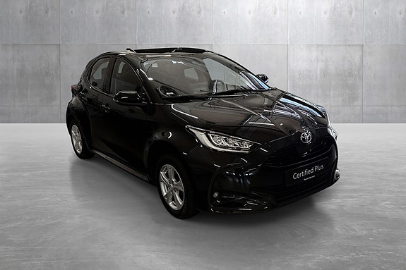 Toyota Yaris 7 of 27