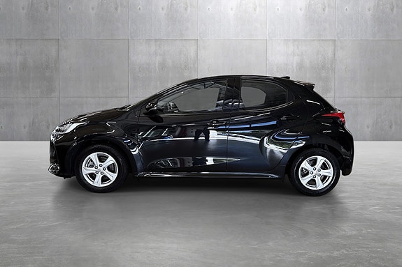 Toyota Yaris 2 of 27