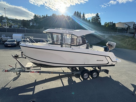 Quicksilver 705 Pilothouse - MVA-båt - Mercury V6 225 - Trollingmotor - Henger 8 of 30