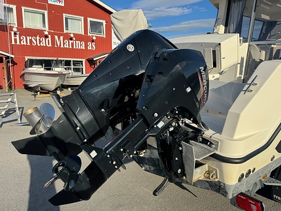 Quicksilver 705 Pilothouse - MVA-båt - Mercury V6 225 - Trollingmotor - Henger 12 of 30