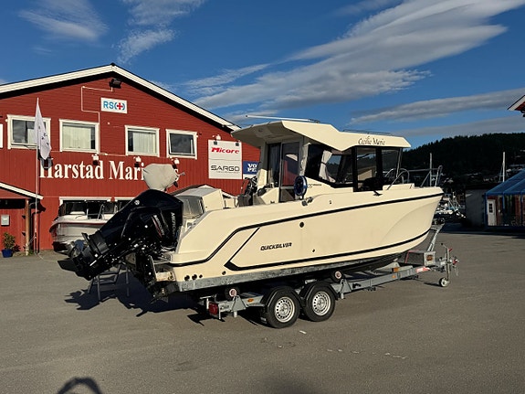 Quicksilver 705 Pilothouse - MVA-båt - Mercury V6 225 - Trollingmotor - Henger 2 of 30