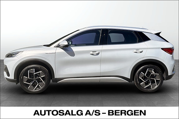 BYD Atto 3 2 of 5