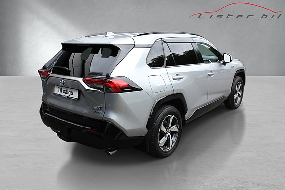 Toyota RAV4 8 of 20
