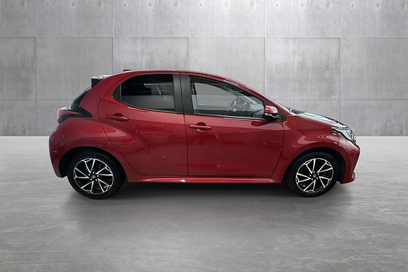 Toyota Yaris 6 of 29