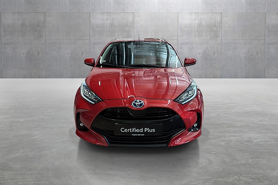 Toyota Yaris 8 of 29