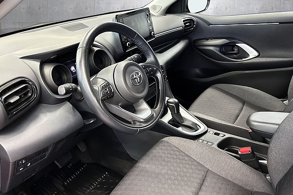 Toyota Yaris 10 of 29