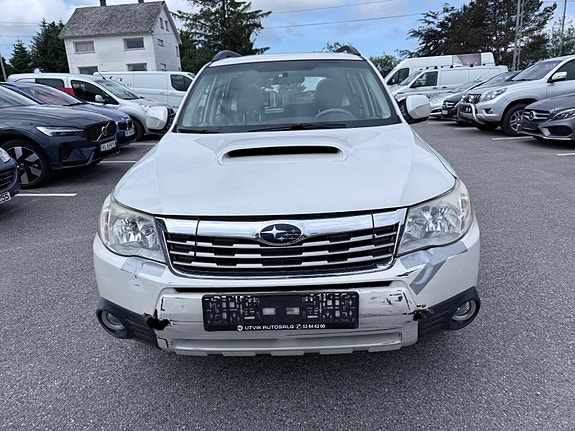 Subaru Forester 2 of 28