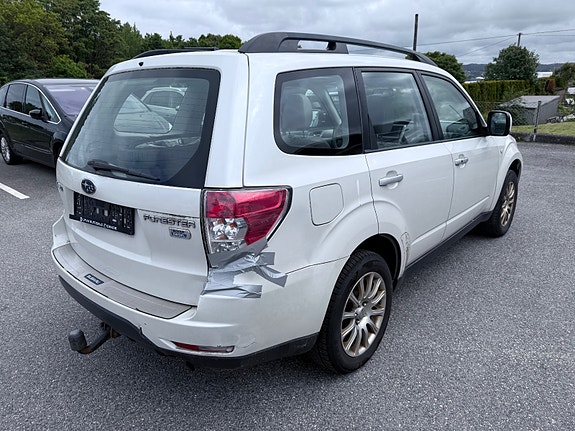 Subaru Forester 5 of 28