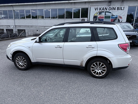 Subaru Forester 8 of 28