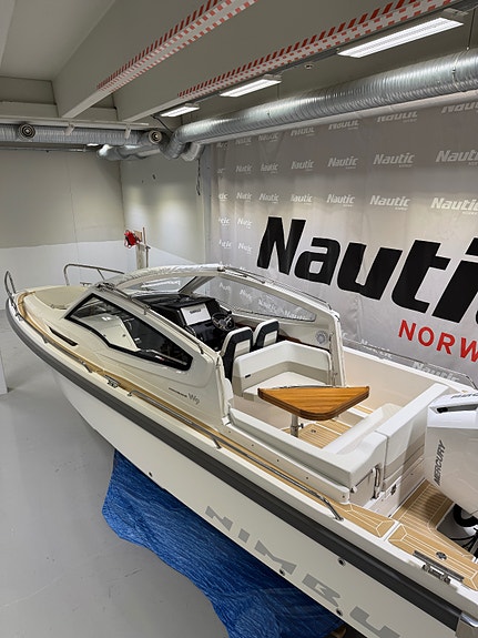 Nimbus W9 / Se båten i vår utstilling i Leangbukta! 4 of 5