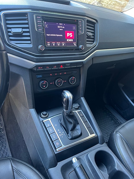 Volkswagen Amarok 13 of 17