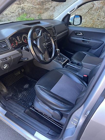 Volkswagen Amarok 9 of 17