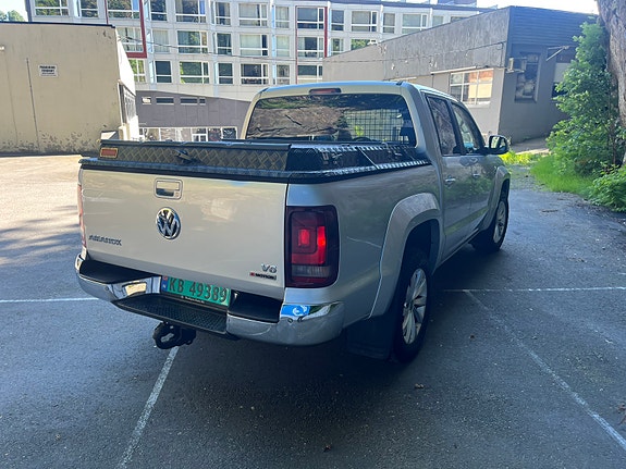 Volkswagen Amarok 6 of 17