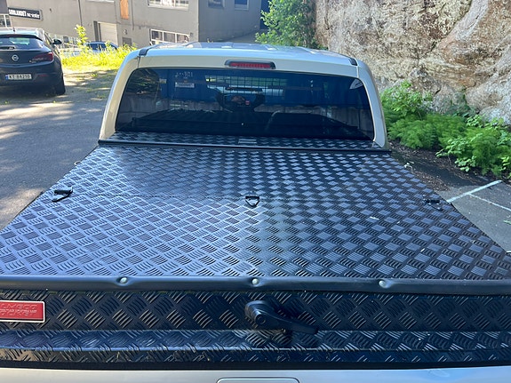 Volkswagen Amarok 8 of 17