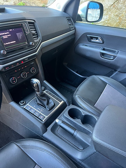 Volkswagen Amarok 11 of 17