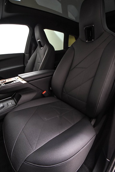 BMW iX 5 of 5