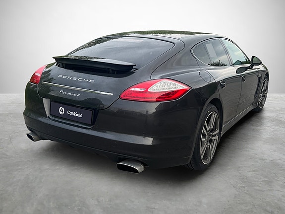 Porsche Panamera 5 of 5
