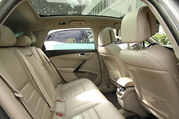 Peugeot 508 2 of 5