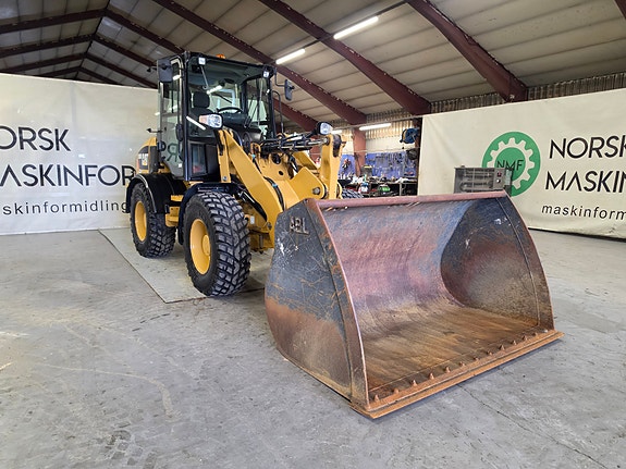 Cat 908M #LEIE TILBYS OGSÅ# 6 of 19