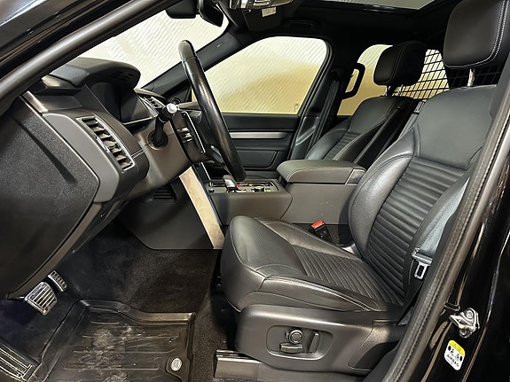 Land Rover Discovery 8 of 18