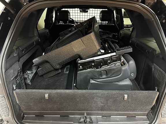 Land Rover Discovery 17 of 18