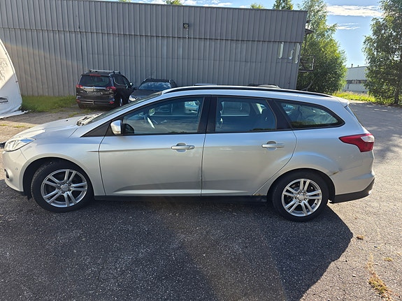 Ford Focus 3 of 17