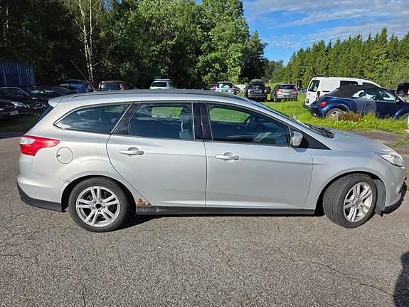 Ford Focus 7 of 17
