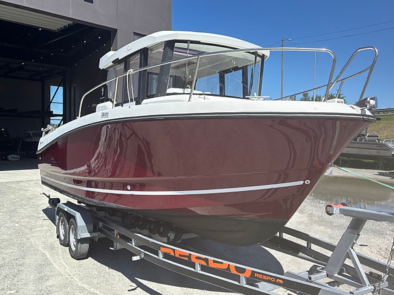 Jeanneau 755 Marlin