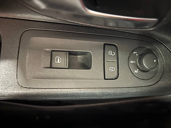 Volkswagen UP! 26 of 30