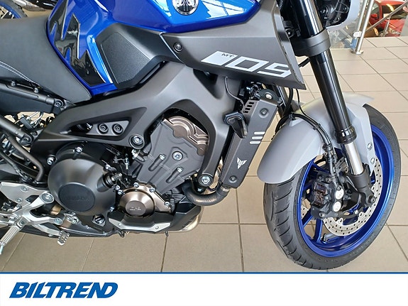 Yamaha MT-09 5 of 5