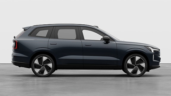 Volvo EX90 2 of 5