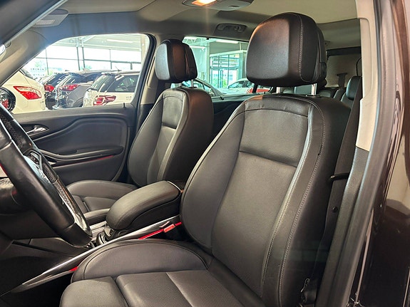 Opel Zafira Tourer 21 of 30