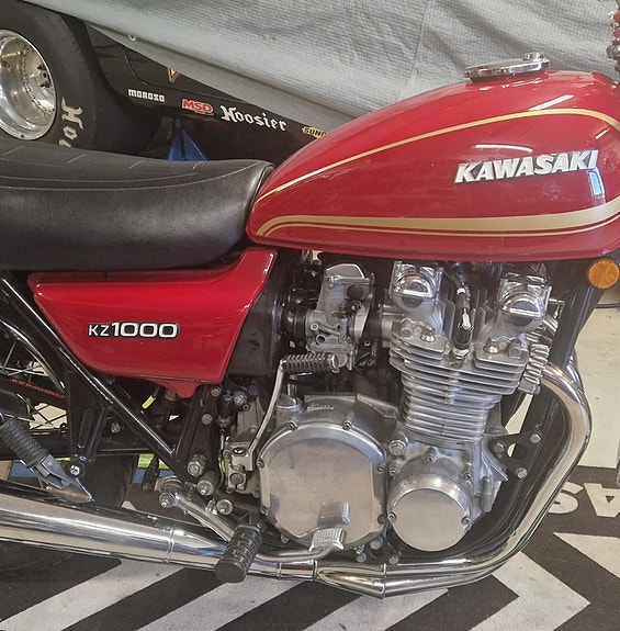 Kawasaki KZ 1000 3 of 5