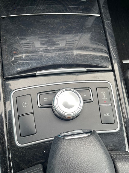 Mercedes-Benz E350 8 of 17