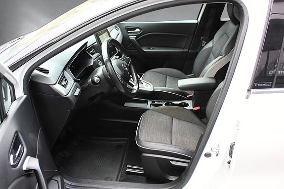 Renault Captur 16 of 19