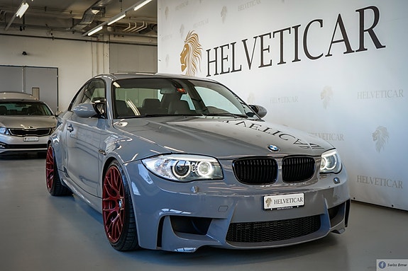 BMW 1M 3 of 5