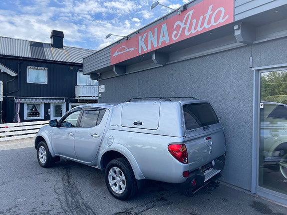 Mitsubishi L200 4 of 5