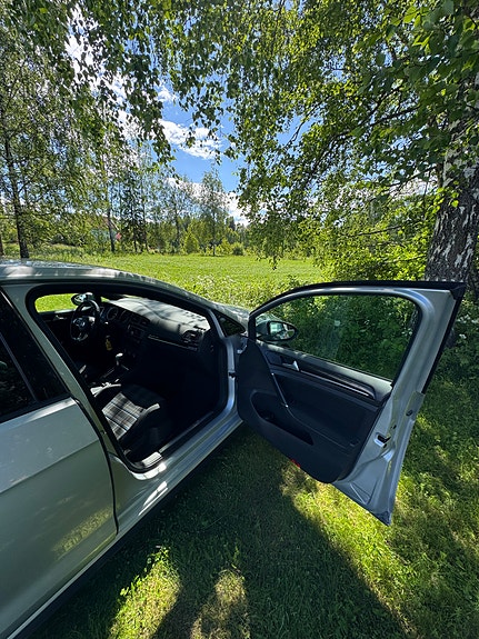 Volkswagen Golf VII 20 of 22