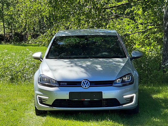 Volkswagen Golf VII 4 of 5