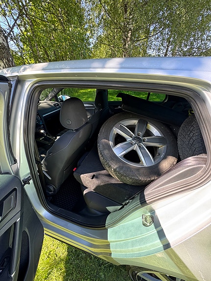 Volkswagen Golf VII 16 of 22