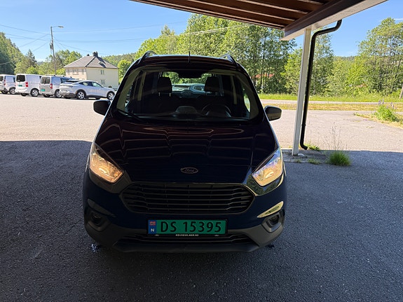 Ford Courier 8 of 19