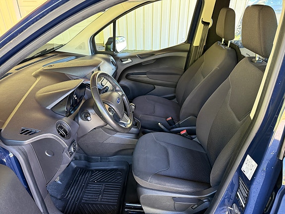 Ford Courier 9 of 19