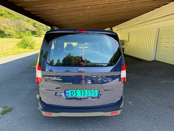 Ford Courier 4 of 5