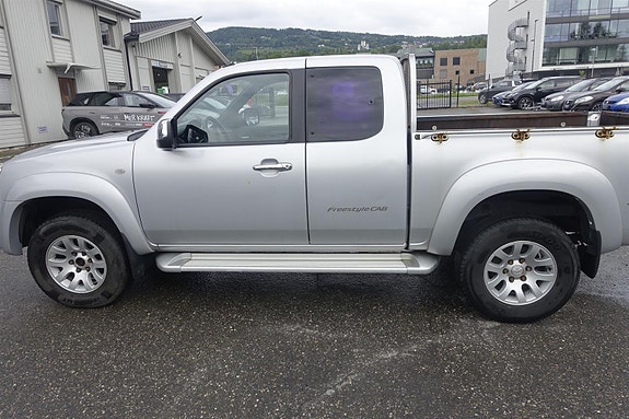 Mazda BT-50 3 of 5