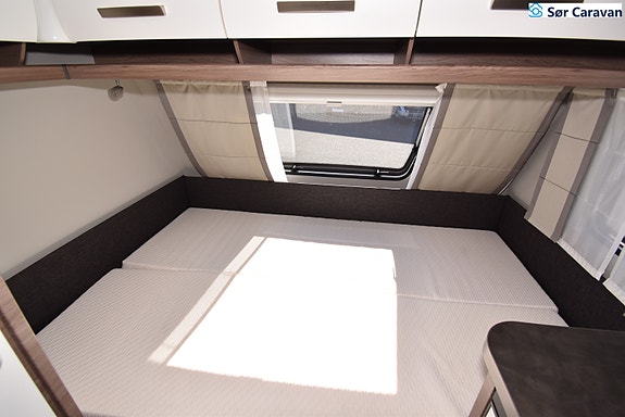 Knaus Sport 400 QD 13 of 18